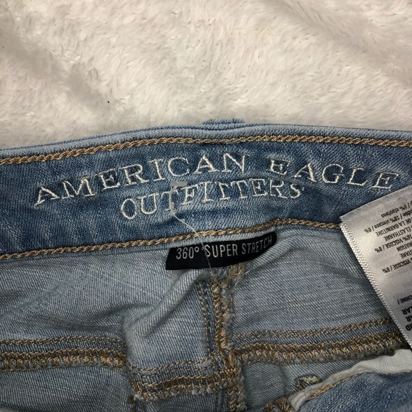 American Eagle Light Denim Distressed Jegging Jean - Picture 7 of 13